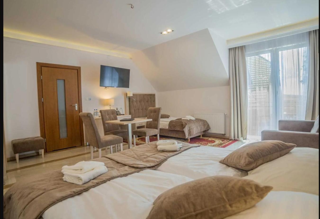 Wichrowe Wzgorze Chmielno Hotel Екстериор снимка
