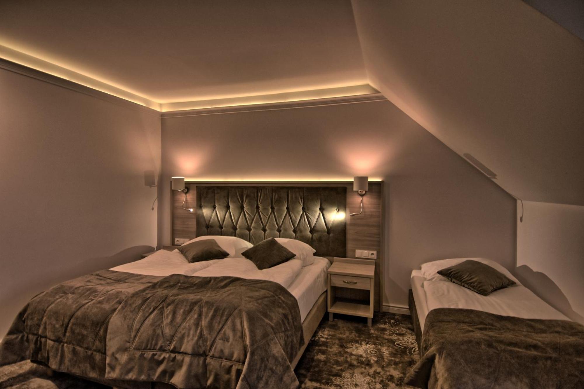 Wichrowe Wzgorze Chmielno Hotel Екстериор снимка